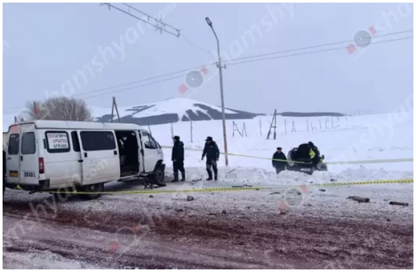 Երևան-Վանաձոր ճանապարհին բախվել են Արթիկ-Երևան երթուղու «Գազել»-ն ու «ԳԱԶ 69»-ը․ կա 8 տուժած